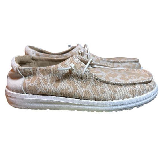 Hey Dude Wendy Leo Jacquard size 7 - Picture 1 of 9